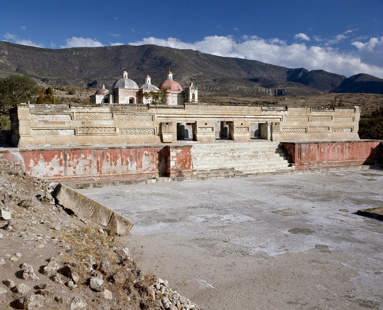 Vue du palais des colonnes - Pre Columbian Pre Columbian