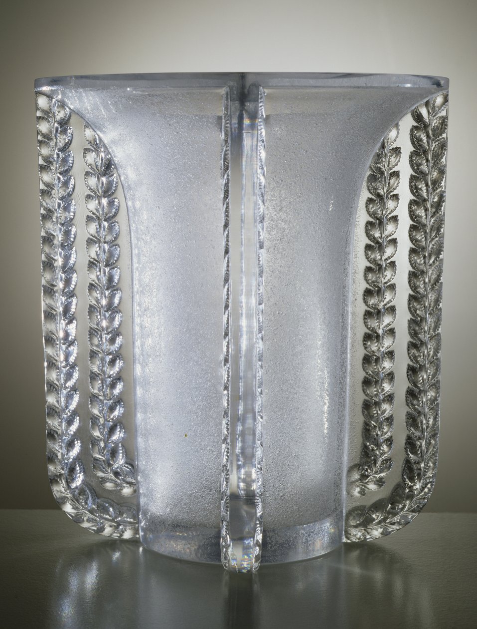 Vase de Marignane, 1936 - Rene Jules Lalique