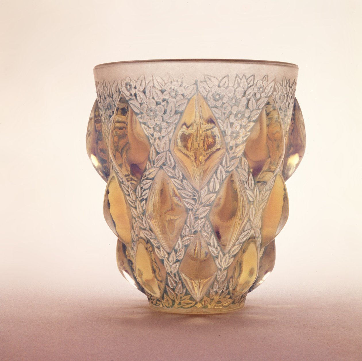 Vase Rampillon, c.1902 - Rene Jules Lalique