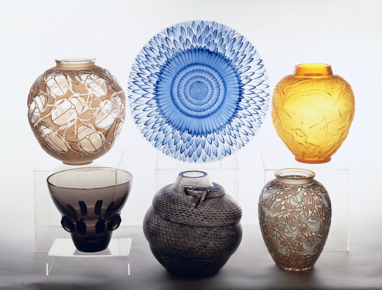 Sélection de vases et un bol - Rene Jules Lalique