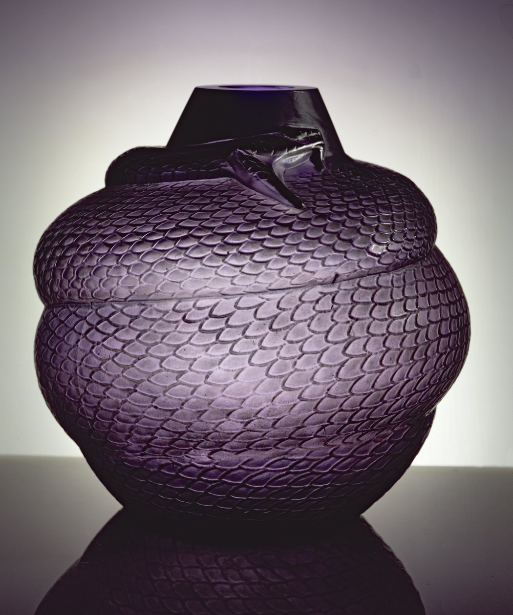 Vase Serpent, 1924 - Rene Jules Lalique