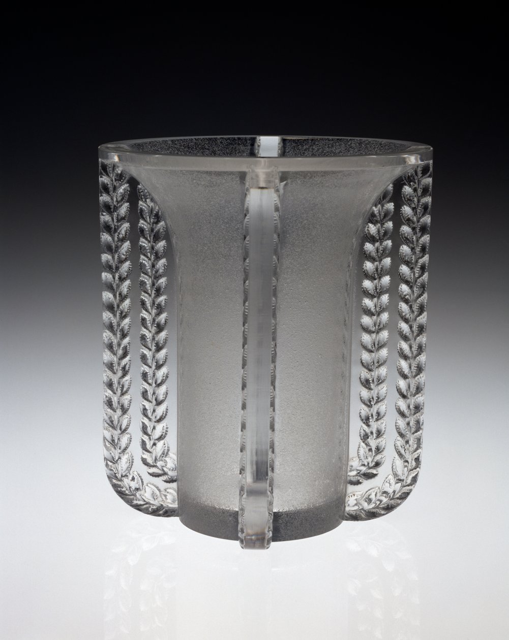 Vase "Marignane", conçu le 11 mai - Rene Jules Lalique