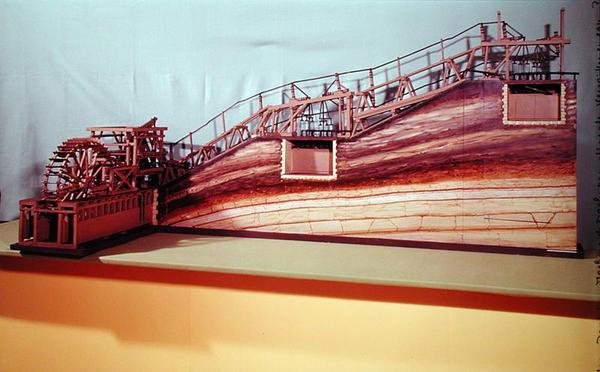 Modèle de la machine de Marly - Rennequin Sualem