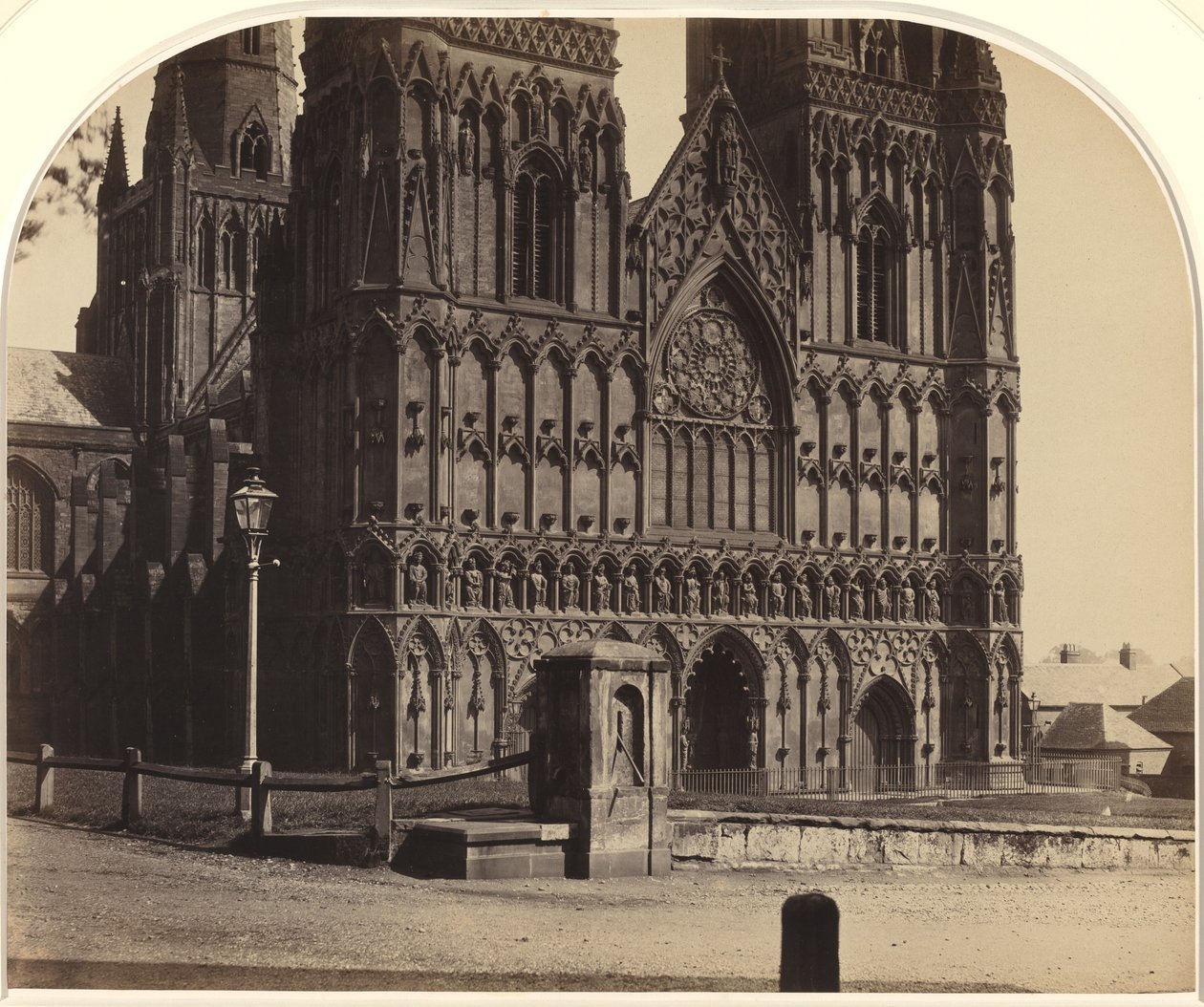 Cathédrale de Lichfield depuis le nord-ouest - Roger Fenton