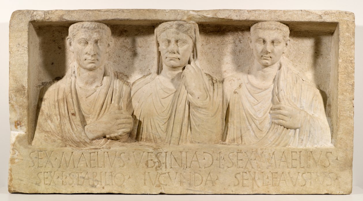 Monument funéraire pour Sextus Maelius Stabilio, Vesinia Iucunda et Sextus Maelius Faustus - Roman