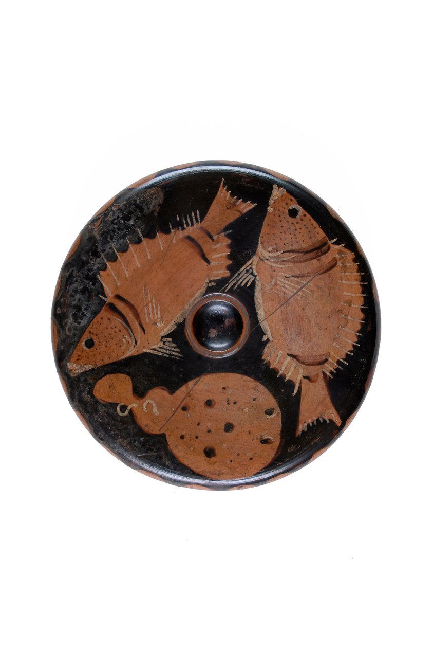 Assiette à figures rouges décorée de poissons - Roman