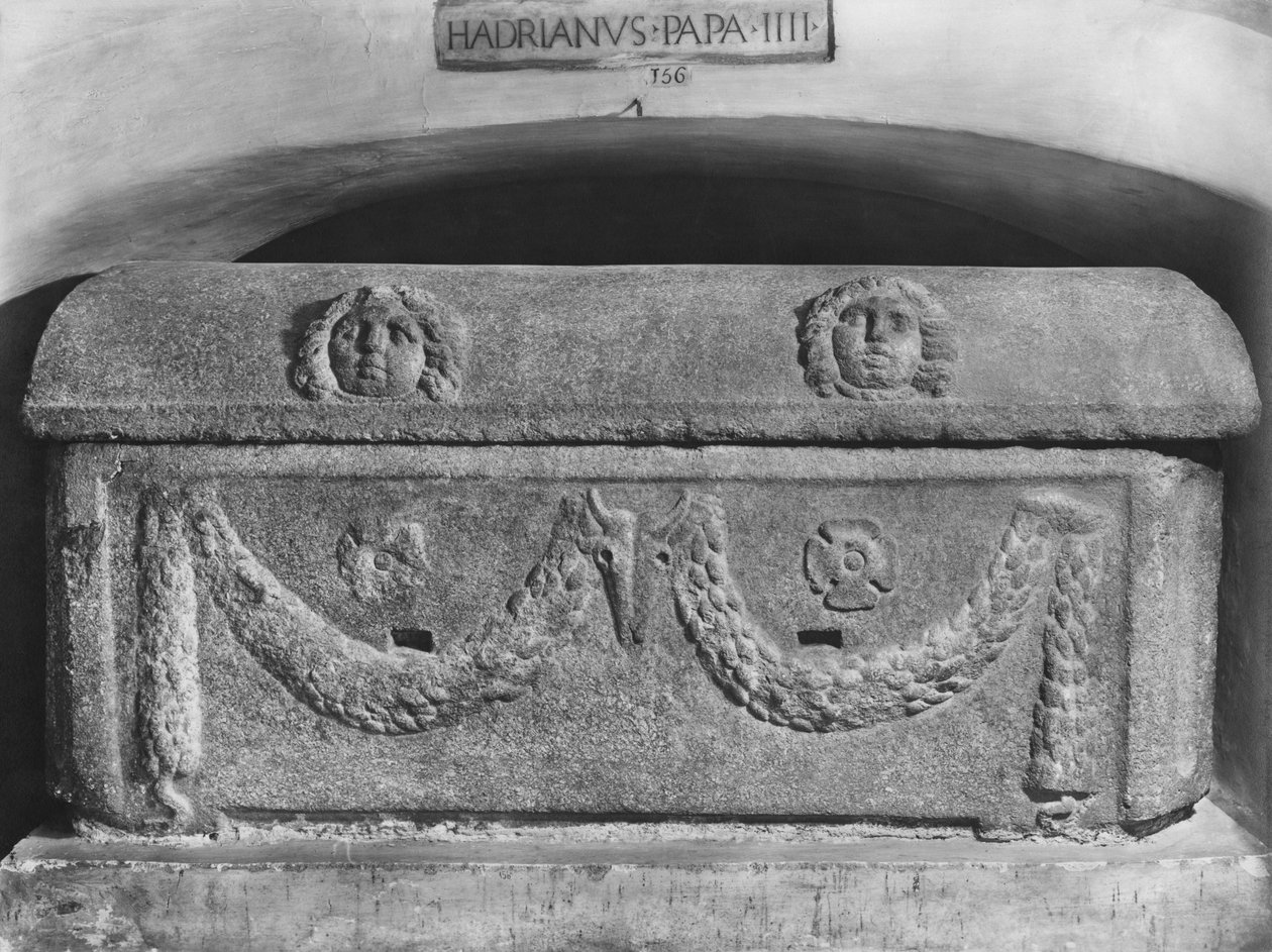 Sarcophage du pape Adrien IV - Roman