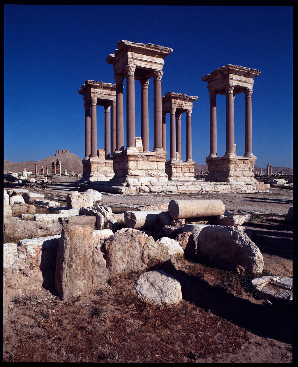 Vue du Tétrapyle - Roman