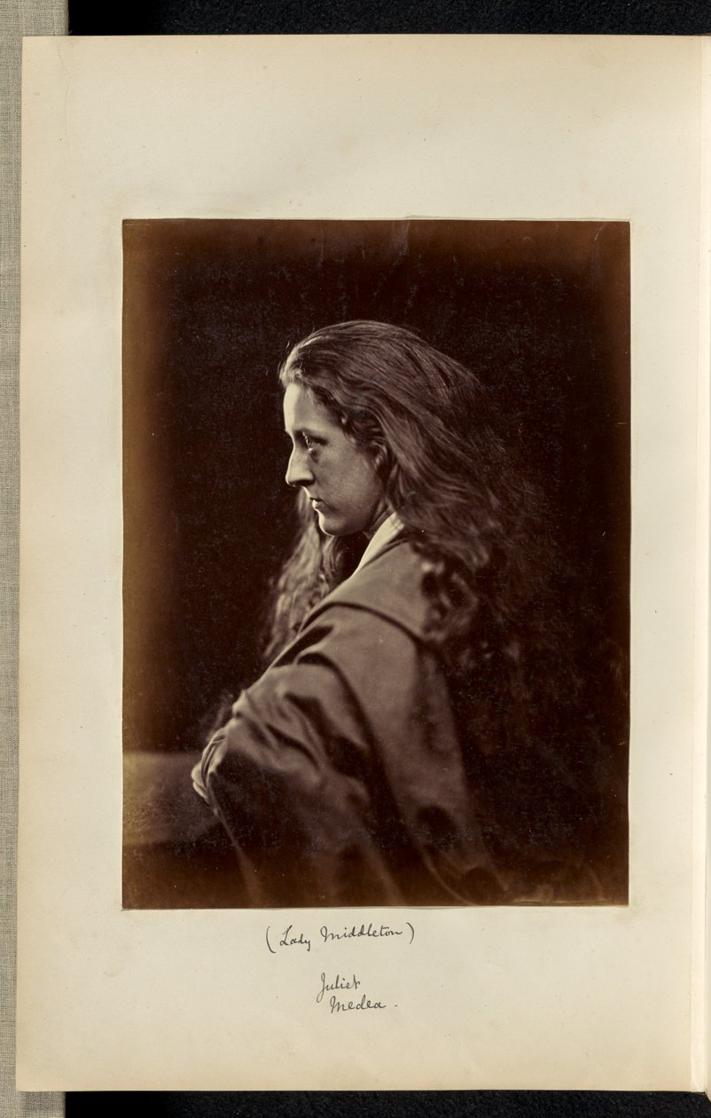 Lady Middleton dans le rôle de "Juliette Médée". - Ronald Ruthven Leslie Melville