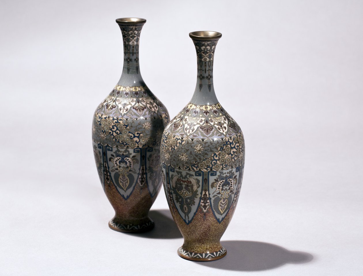 Deux vases cloisonnés - Japanese School