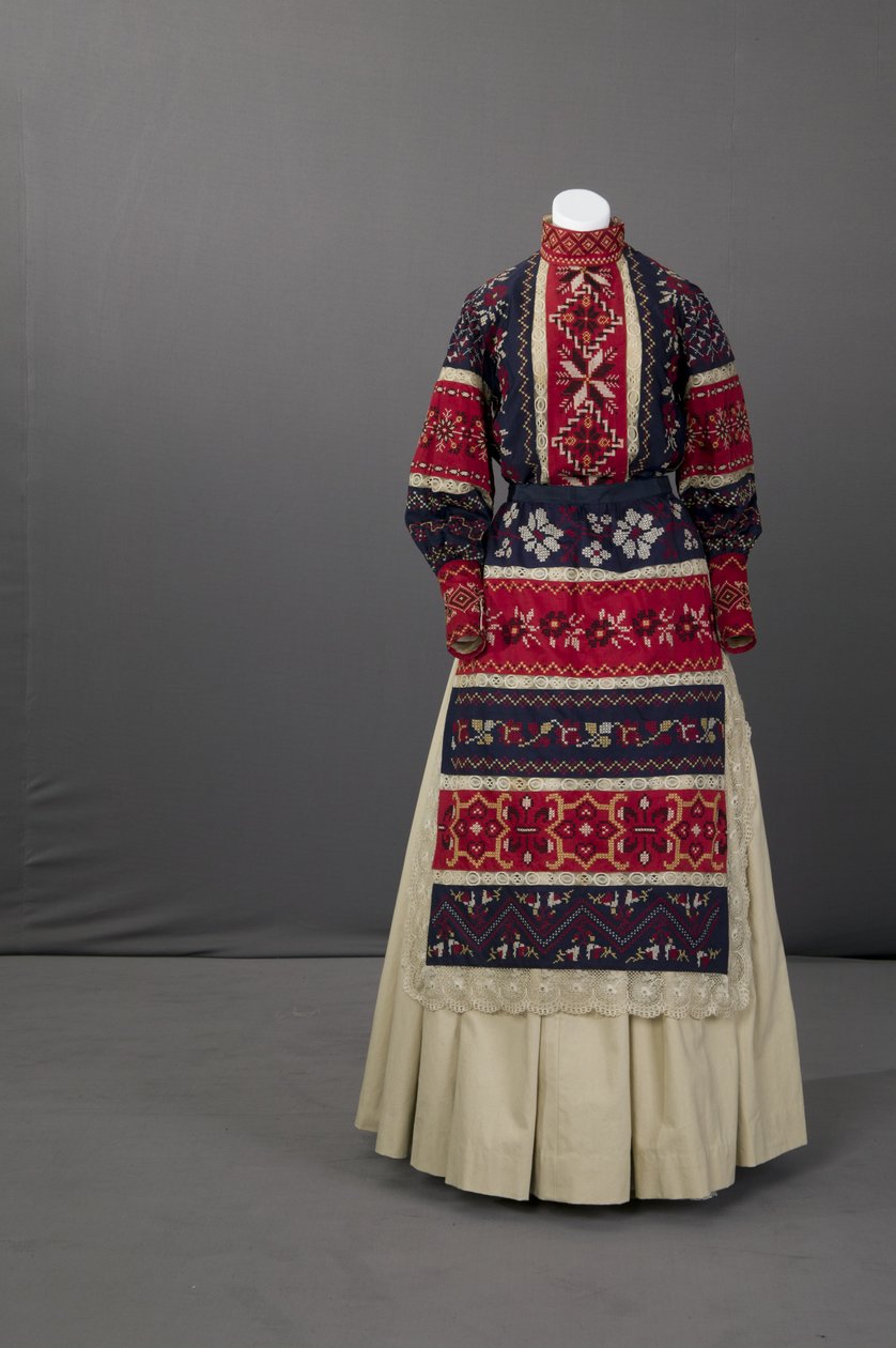 Ensemble de mariage ukrainien - School Ukranian