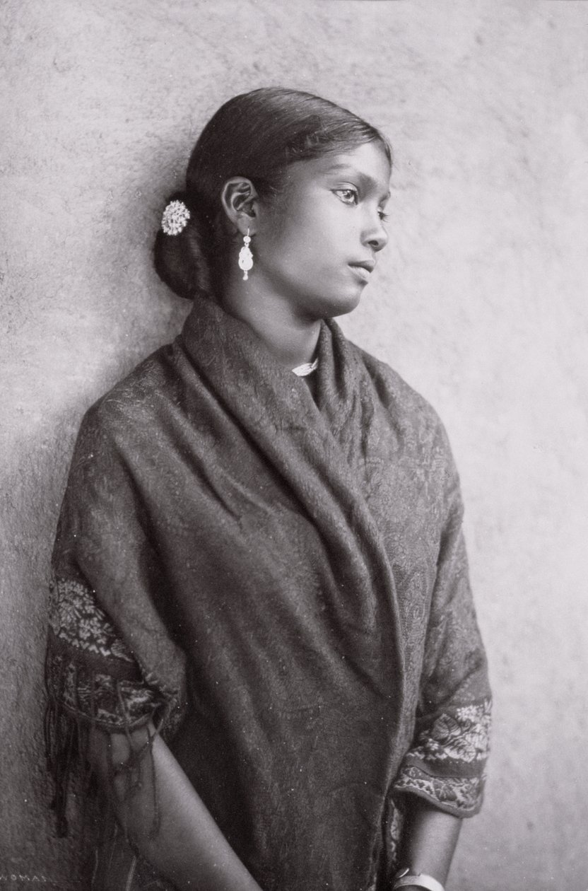 Beauté cinghalaise, c.1875 - Skeen and Co.