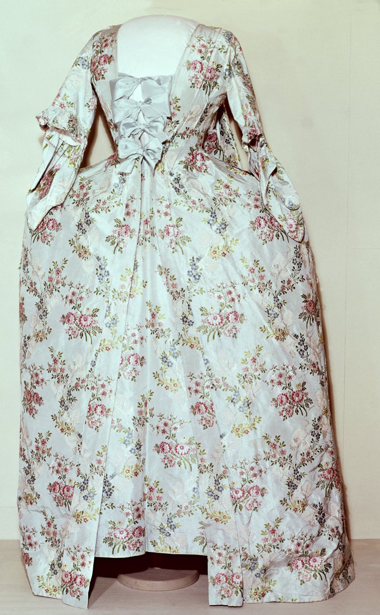 Robe appartenant à l
