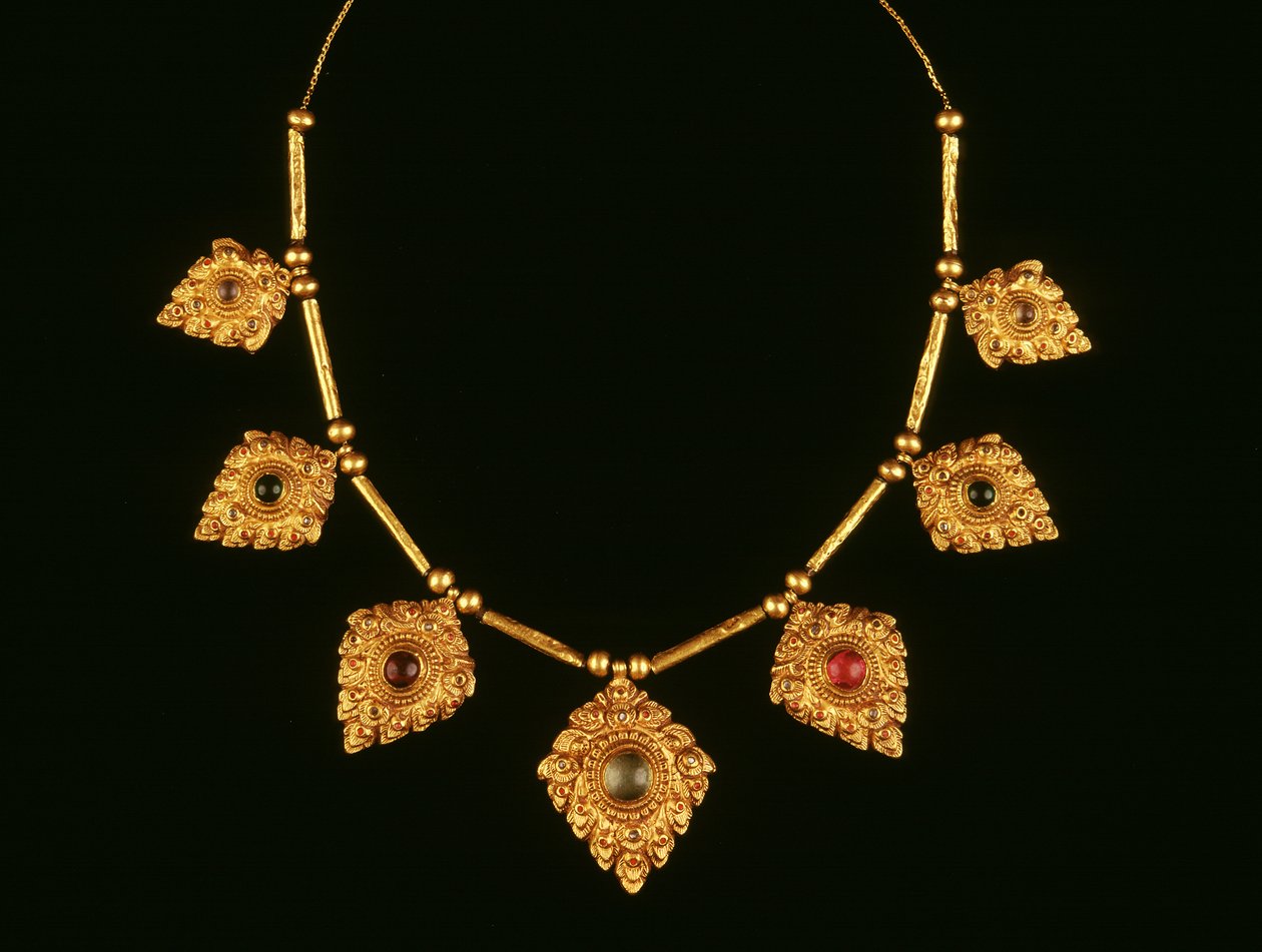 Collier, XVIIe-XVIIIe siècle (or et pierres précieuses) - Thai School