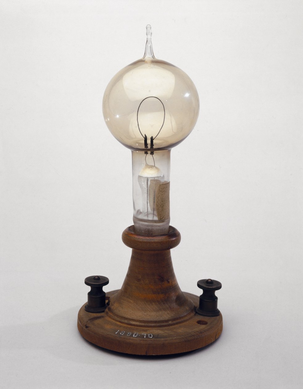 Filament électrique, 1879 - Thomas Alva Edison