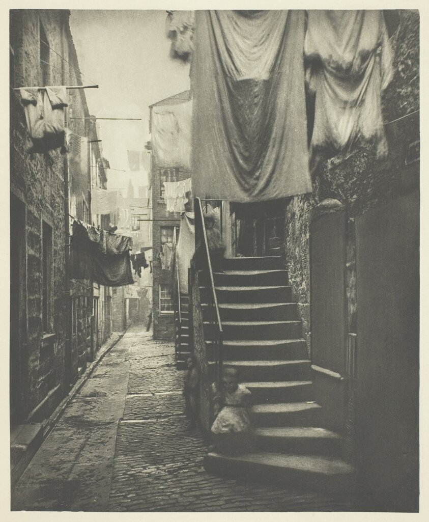Close No. 193 High Street - Thomas Annan