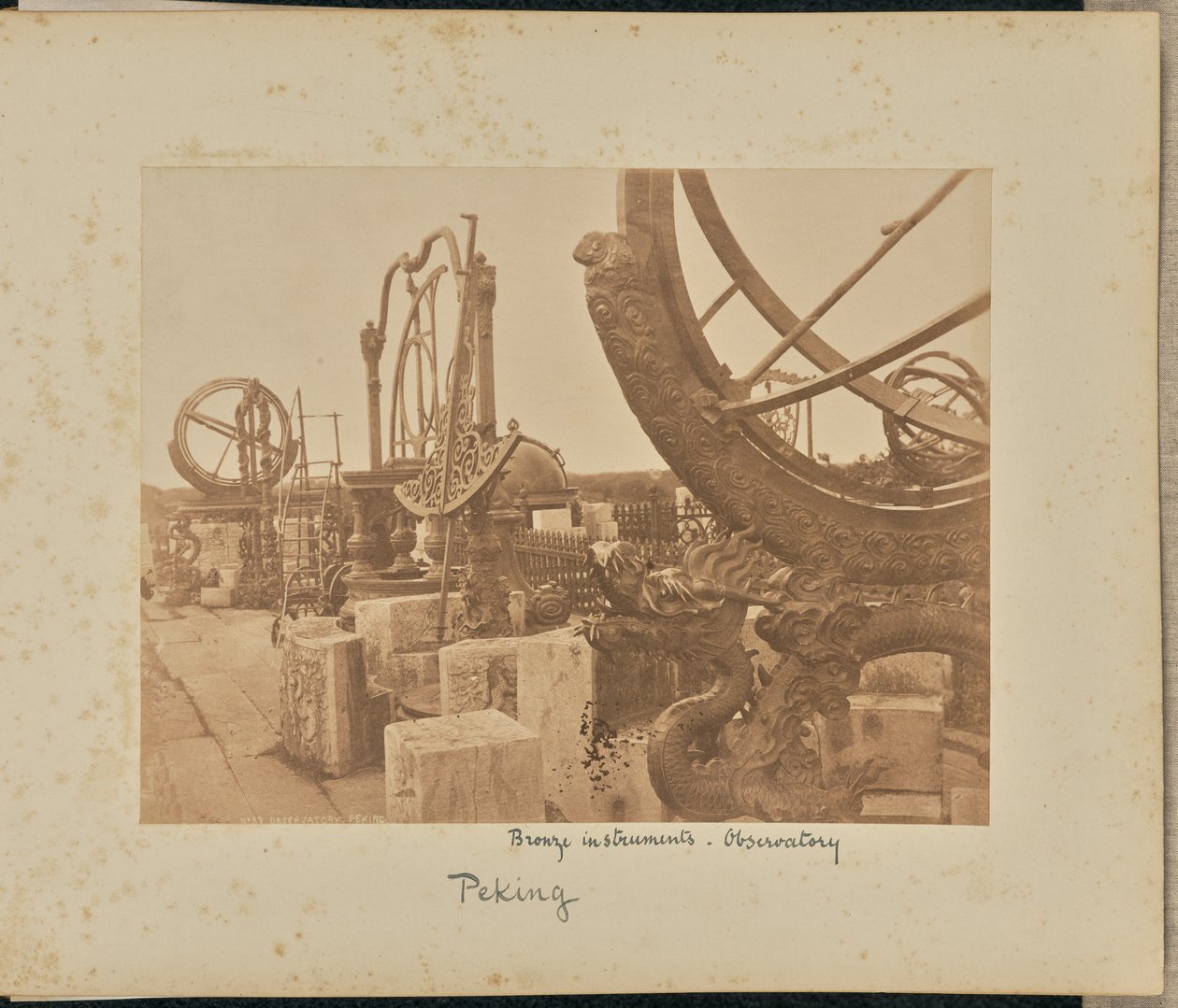 Observatoire. Pékin - Thomas Child