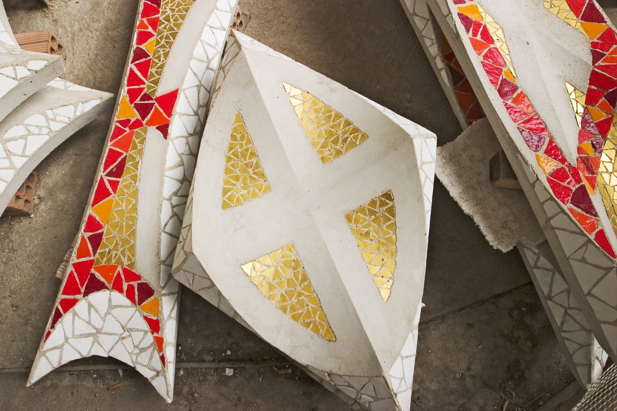 Pièces décoratives en attente de placement dans la Sagrada Familia - Unbekannt Unbekannt