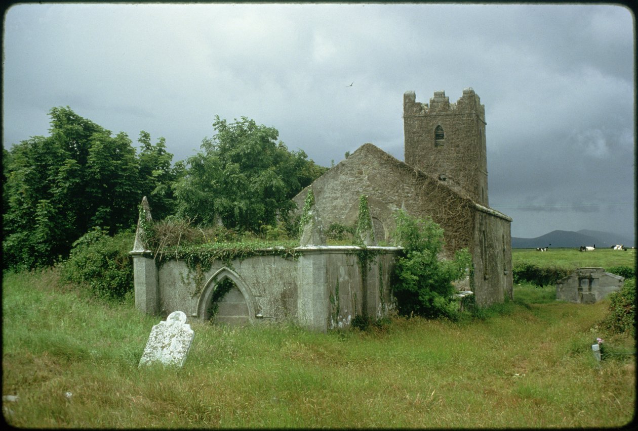 Église médiévale et cimetière - Unbekannt Unbekannt