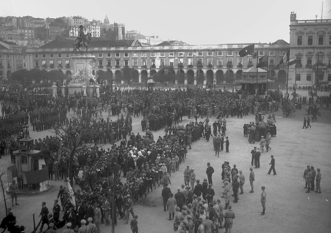 Célébrations de la victoire sur la Praça do Comércio, Lisbonne, 1918 - Unbekannt Unbekannt