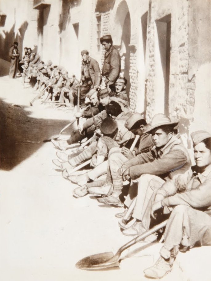 Prisonniers de Guerre Saisis au Front d