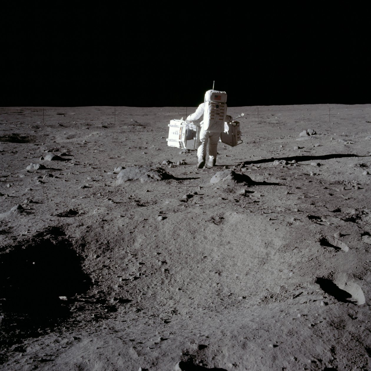 Buzz Aldrin à Tranquility Base - Unbekannt