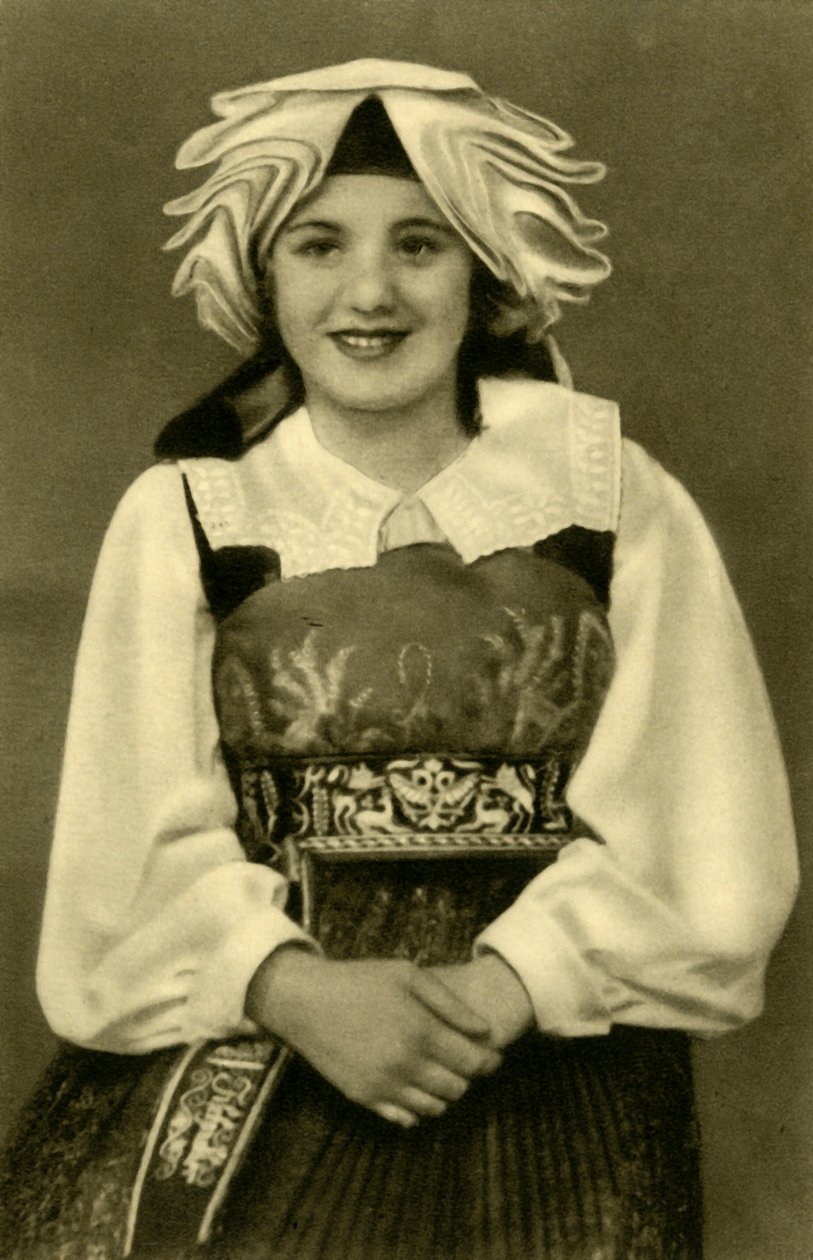 Fille en costume traditionnel, Gailtal, Autriche, vers 1935 - Unbekannt