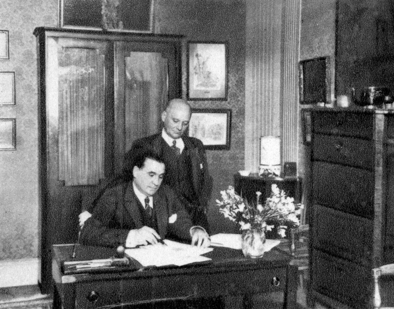 Jérôme et Jean Charaud, écrivains français, 1932 - Unbekannt