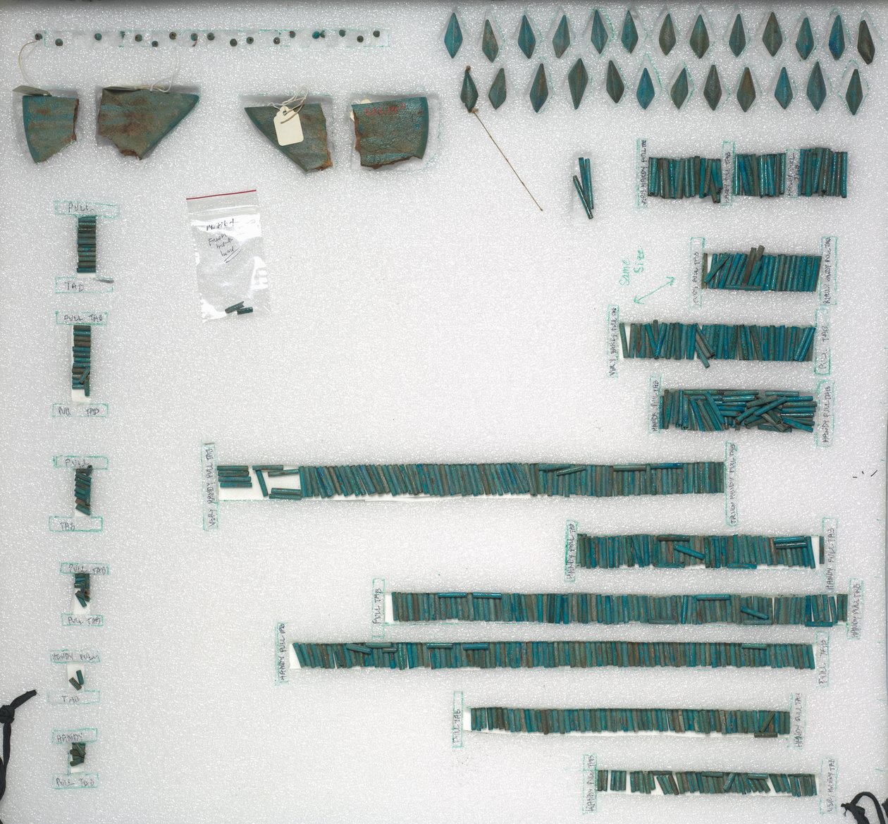 Bijoux de Senbi, 1980-1801 av. J.-C. - Unbekannt
