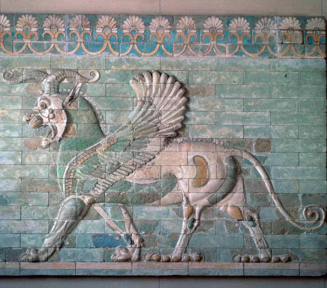 Brique émaillée persane Griffon, 6ème siècle av. J.-C. - Unbekannt