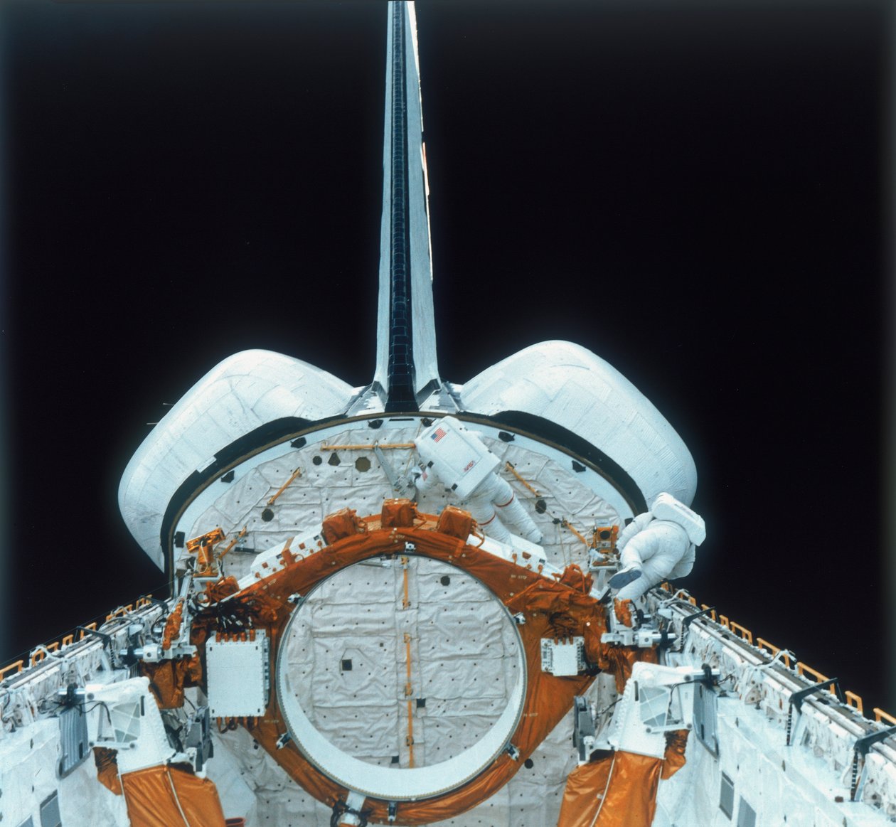 Astronaute de la navette spatiale en EVA, années 1980 - Unbekannt