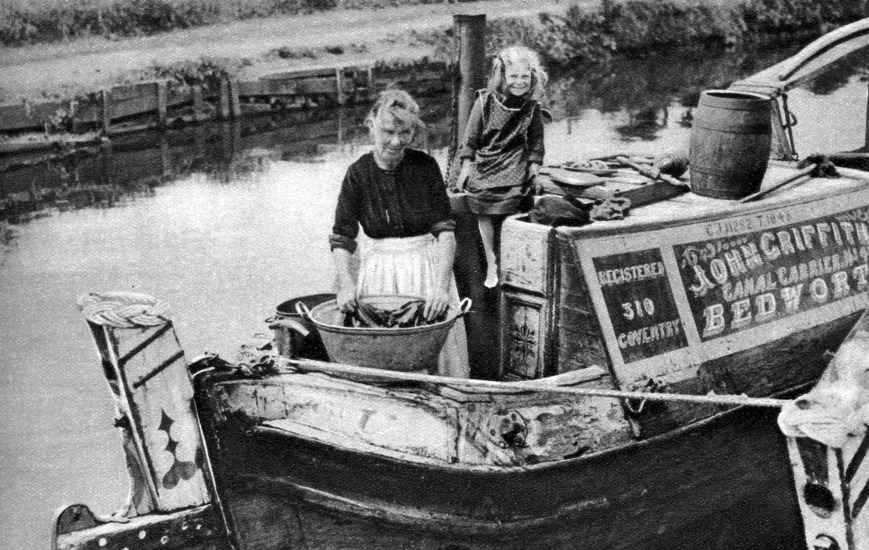 Jour de lessive sur le bateau-canal, 1926-1927 - Unbekannt