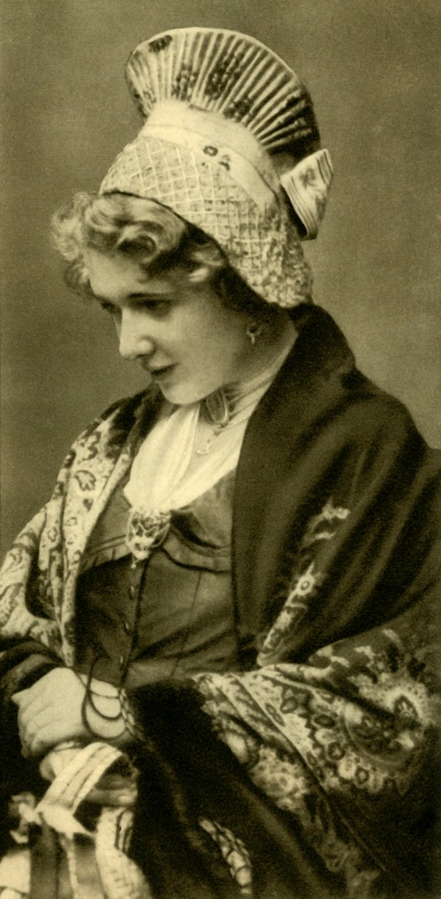 Femme en costume traditionnel, Basse-Autriche, vers 1935 - Unbekannt