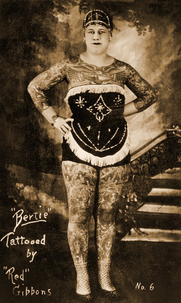 Bertie la dame tatouée, tatouée par Charles "Red" Gibbons, vers 1920 - Unbekannt Unbekannt