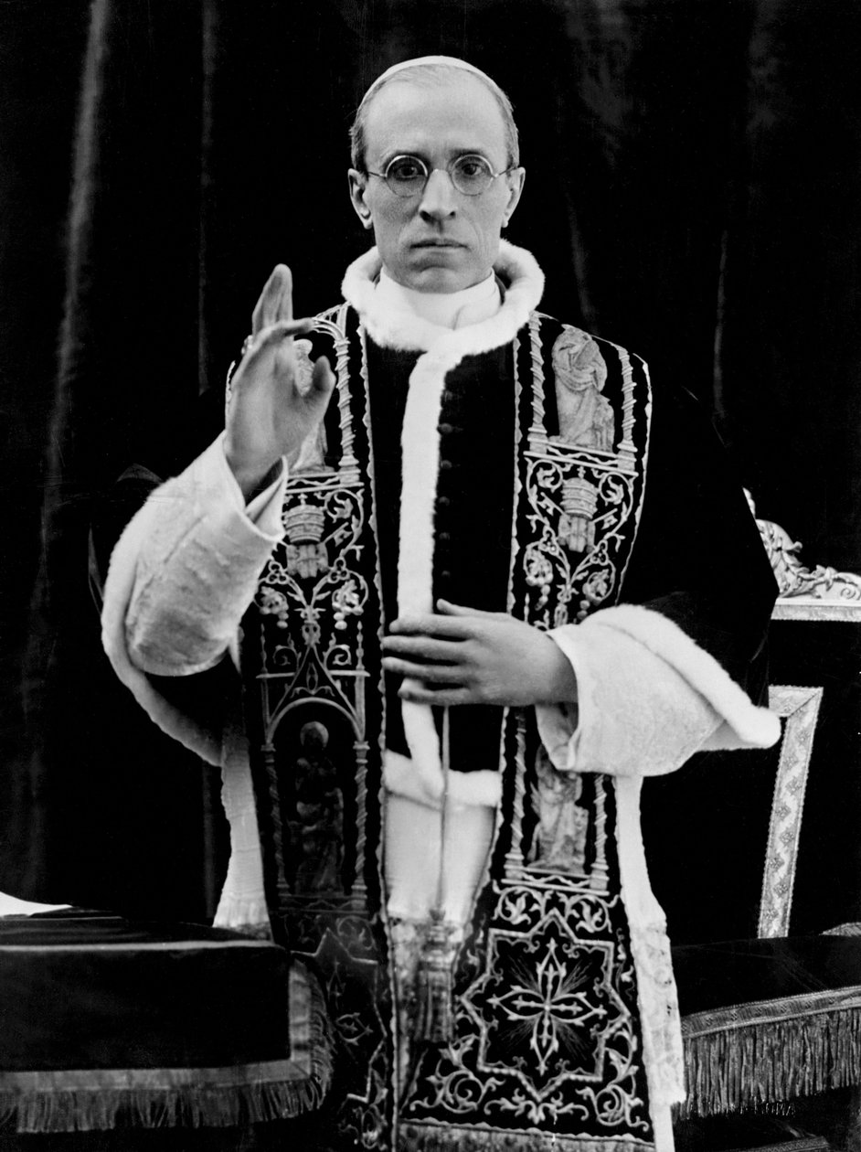 Une des premières photos du pape Pie XII après son couronnement, Rome, 1939 - Unbekannt Unbekannt