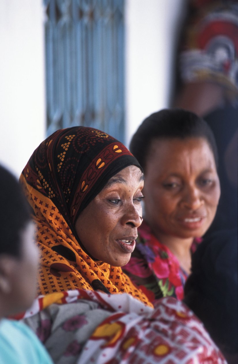 Portrait de femmes rurales. Tanzanie, Afrique. 20 décembre 2002. - Unbekannt Unbekannt