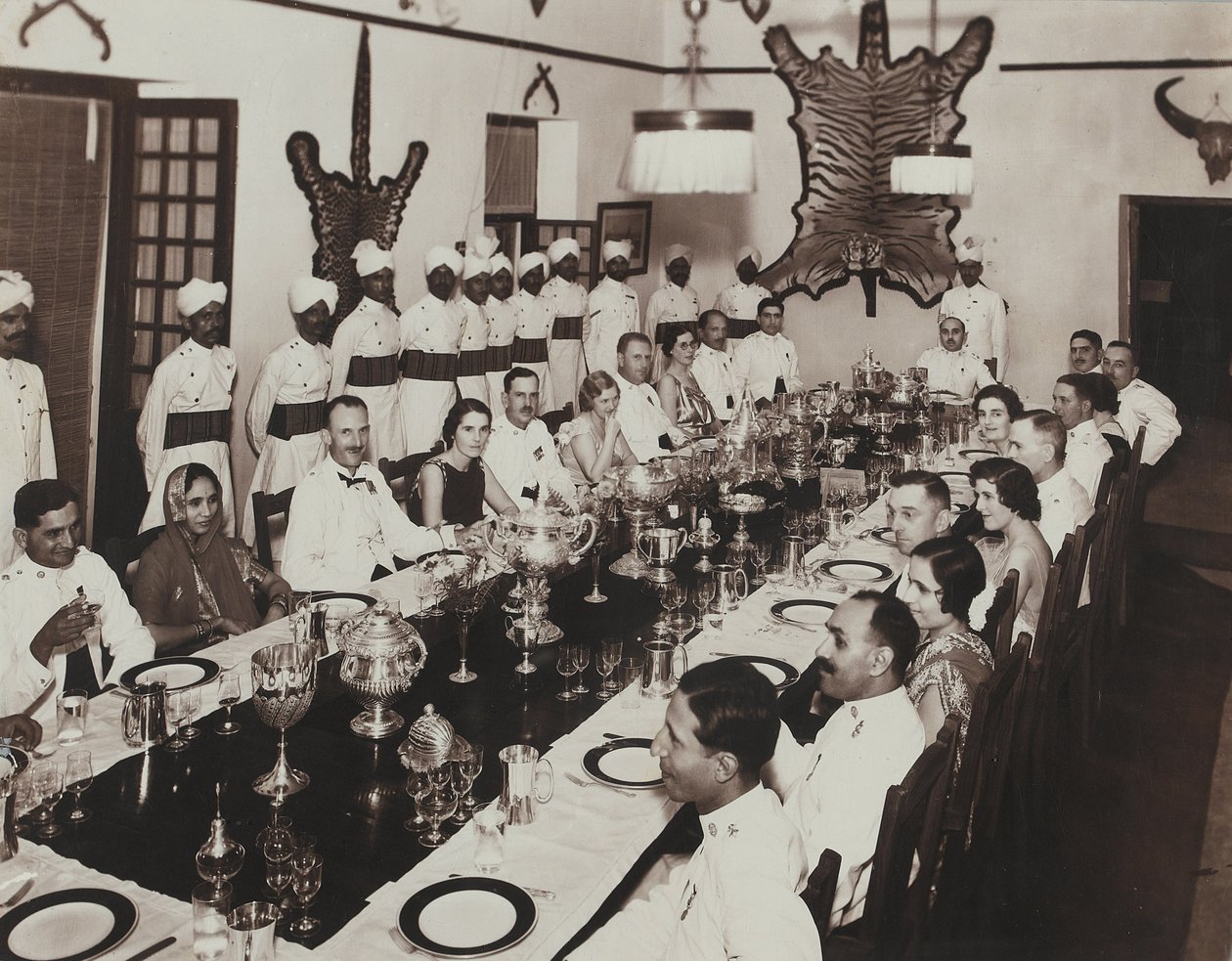 Dîner régimentaire - Unbekannt