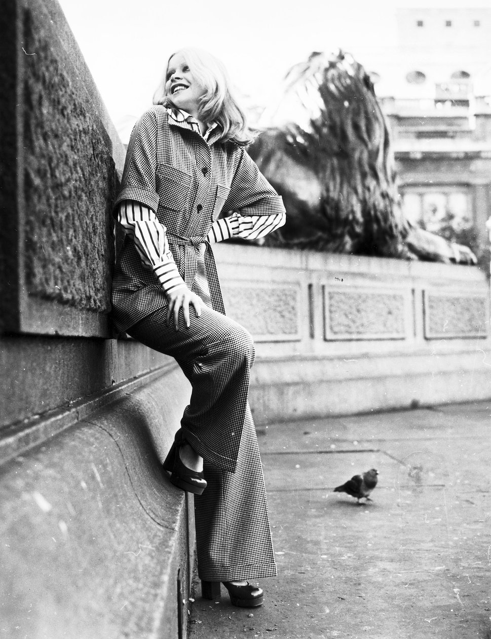 Tailleur-pantalon à carreaux, octobre 1972 - Unbekannt