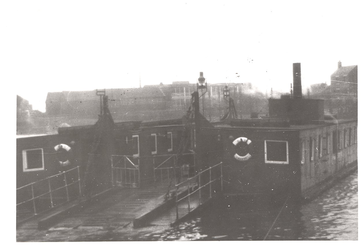 Vue rapprochée du bac à chaîne du port de Blyth - Unbekannt