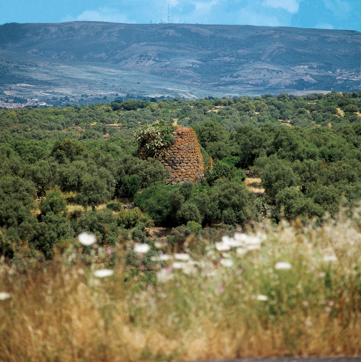 Nuraghe Crabia, Province d