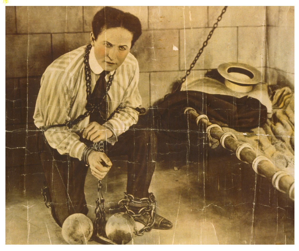 Harry Houdini c.1898 (photo sépia) - Unknown