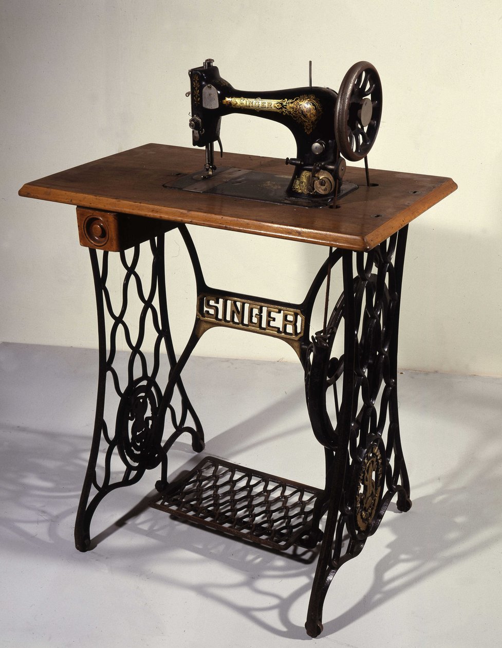Machine à coudre Singer - Unknown artist