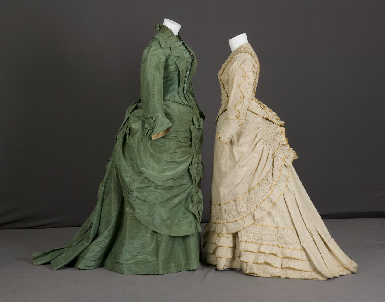 Robe de trousseau - Unknown artist