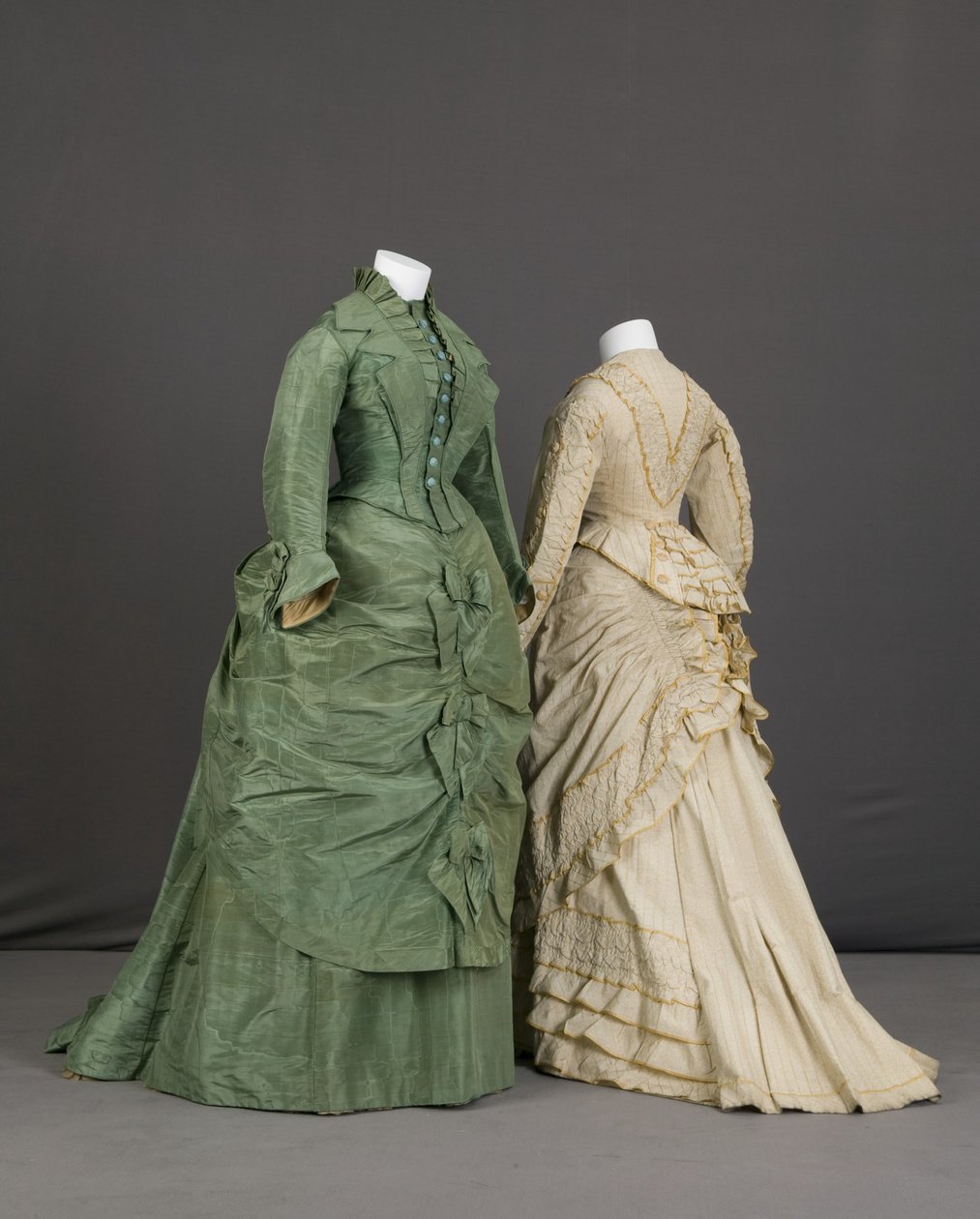 Robe de trousseau - Unknown artist