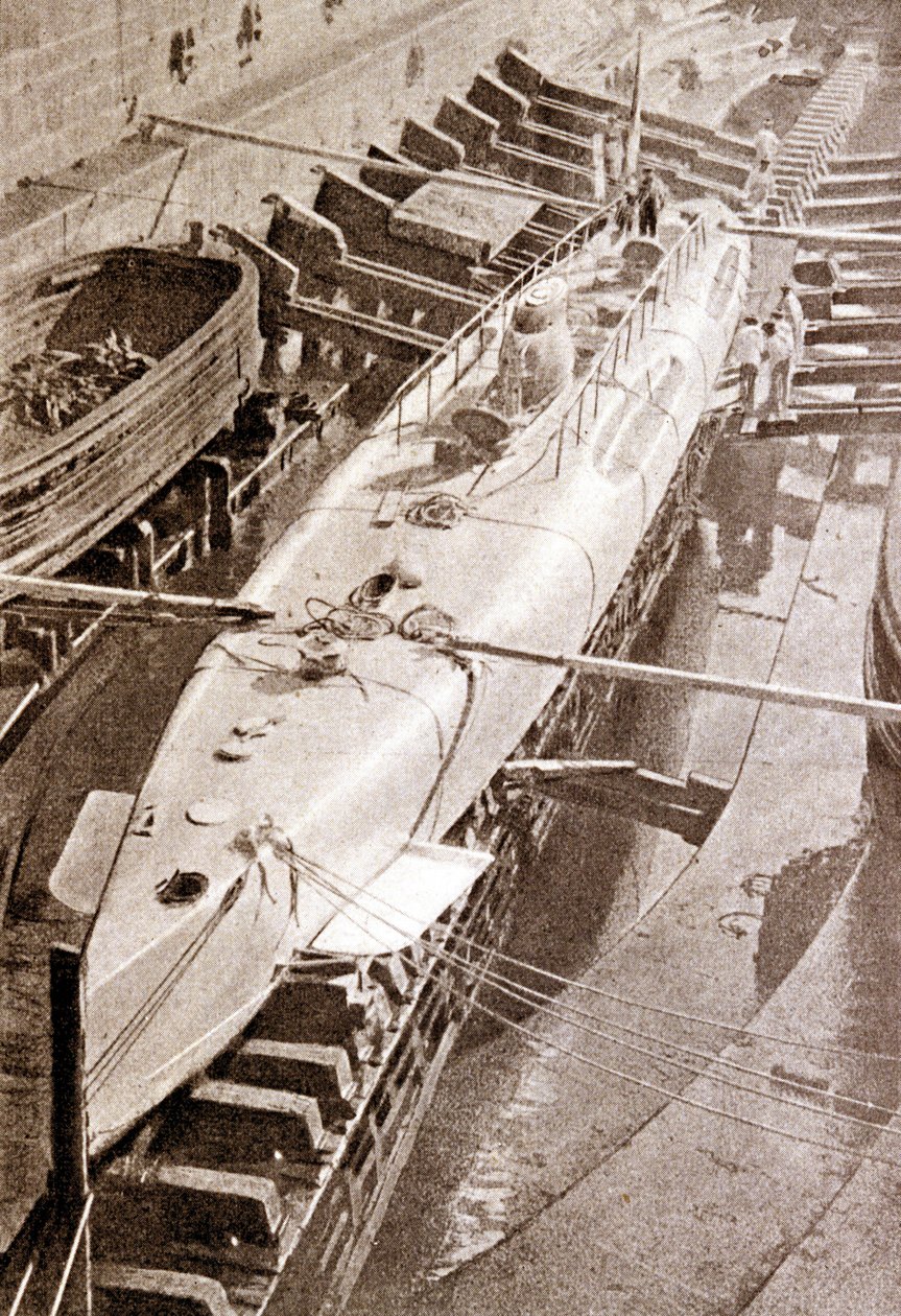 Le Narval, premier sous-marin français - Unknown photographer