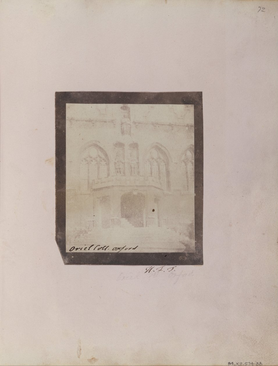 Le porche dans la cour avant du Oriel College, Oxford - William Henry Fox Talbot