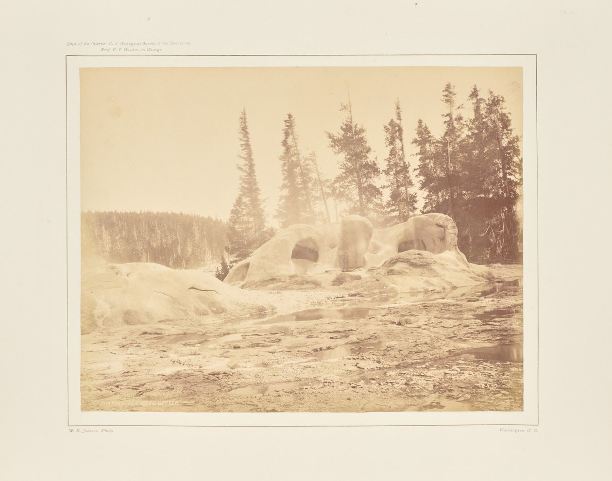 Cratère du Geyser de la Grotte - William Henry Jackson
