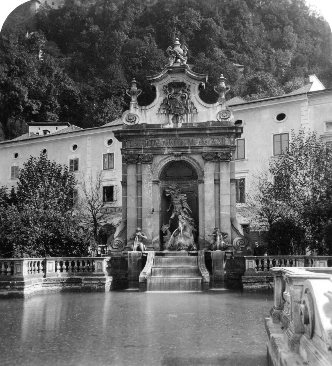 Pferdeschwemme, Salzbourg, Autriche, c1900 - Wurthle and Sons