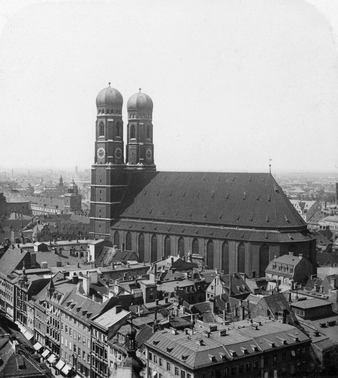 La Frauenkirche, Munich, Allemagne, vers 1900 - Wurthle and Sons
