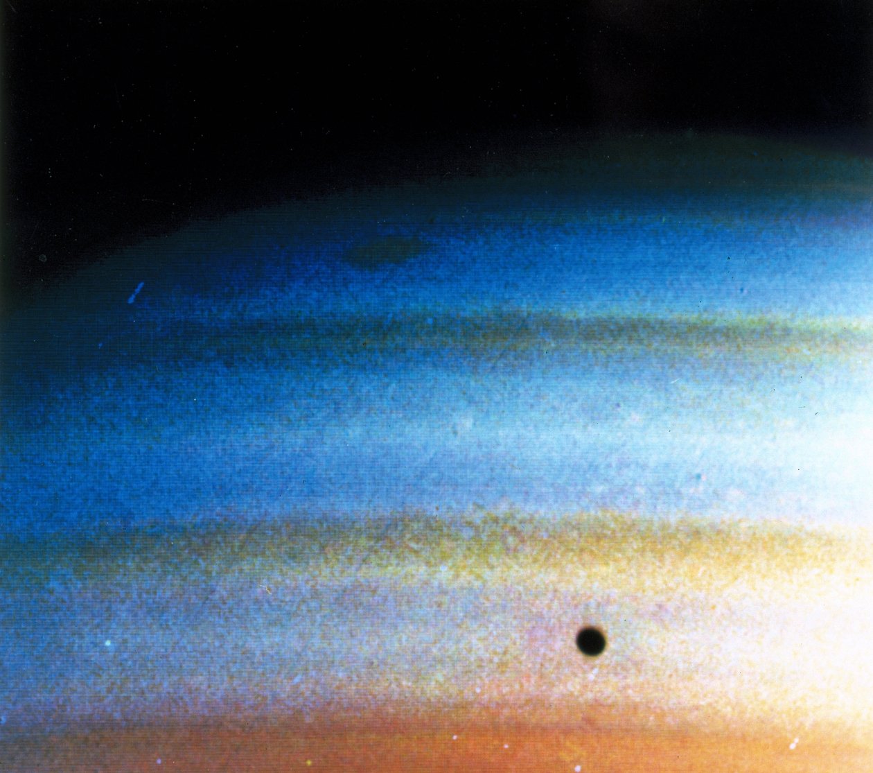 Motifs nuageux sur Saturne, photographiés par Voyager 1 - Frederick (attr. to) Barnard